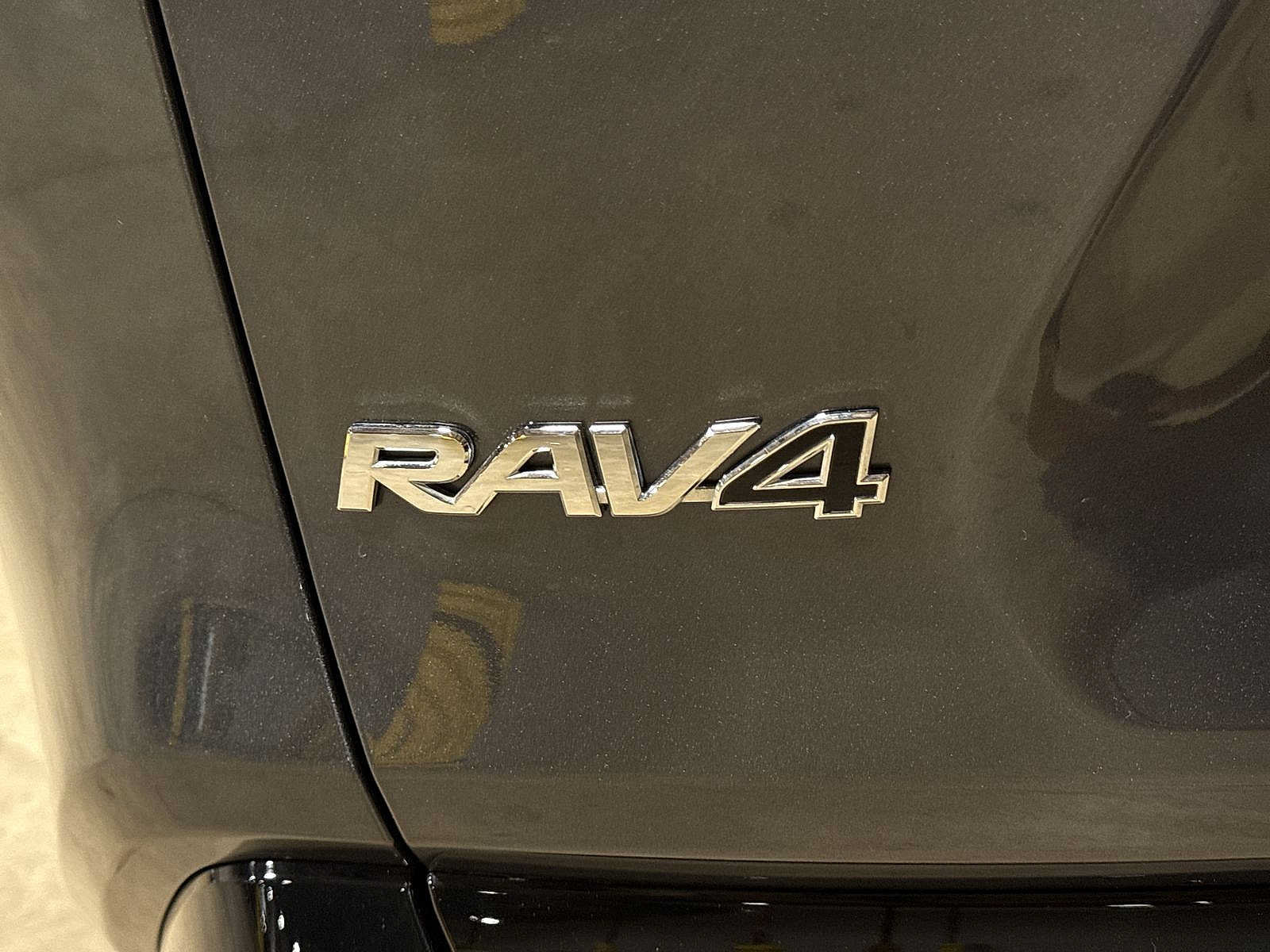 Used 2024 Toyota RAV4 XSE w/ Advanced Technology Package AWD/4WD image 27
