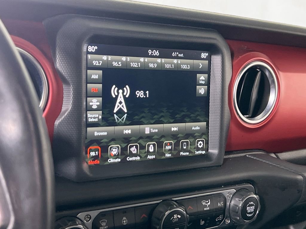 Used 2022 Jeep Gladiator Rubicon w/ Cold Weather Group AWD/4WD image 16