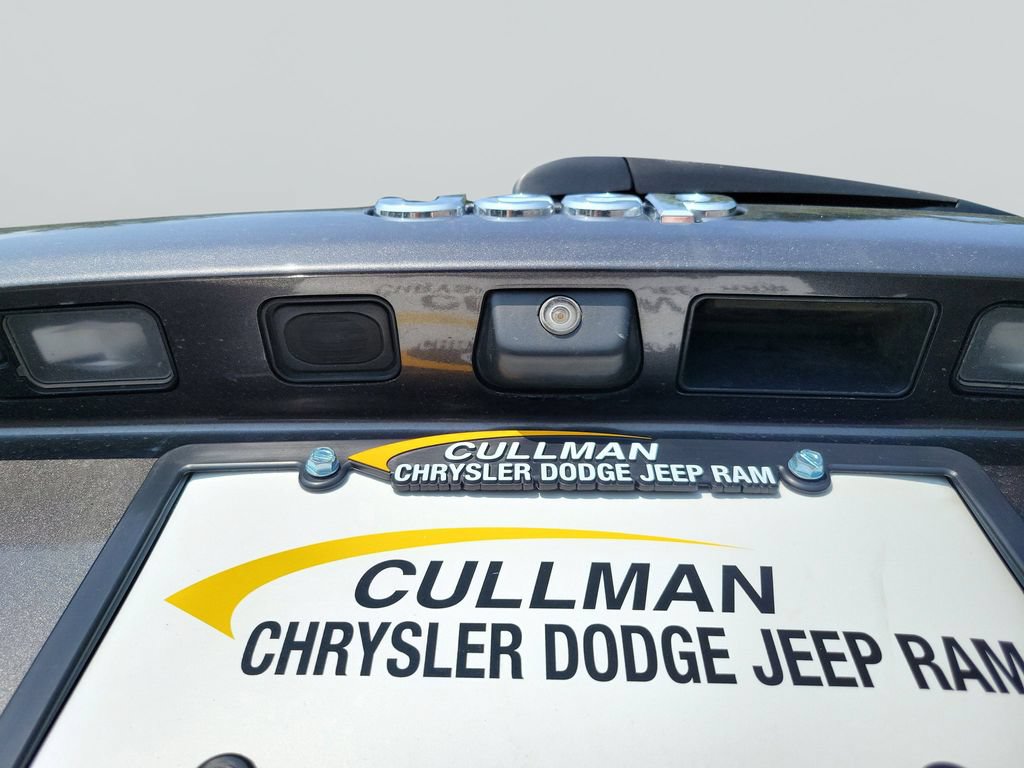 Used 2020 Jeep Cherokee Limited FWD image 29
