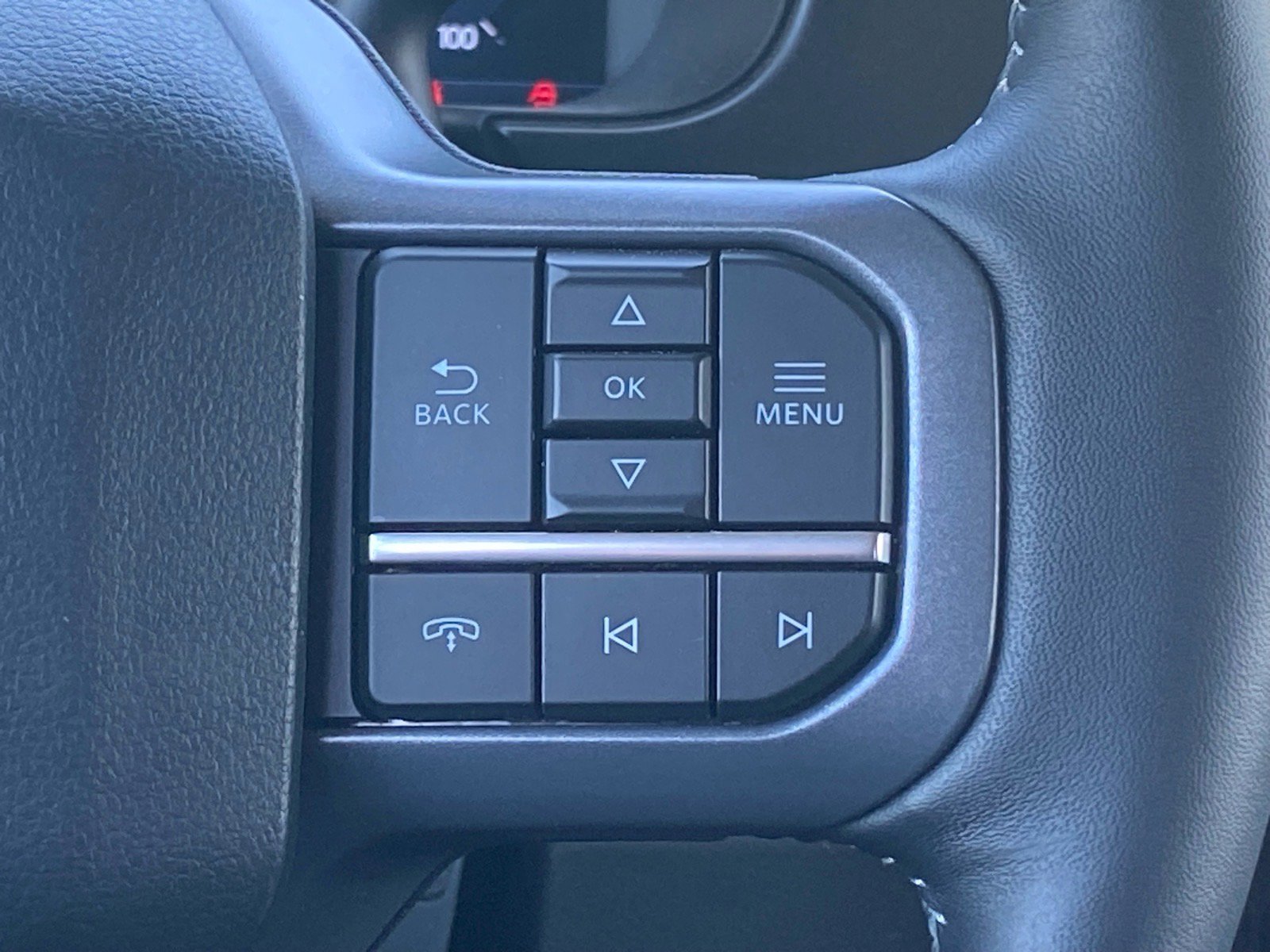 Used 2023 Ford F350 Lariat w/ FX4 Off-Road Package image 12