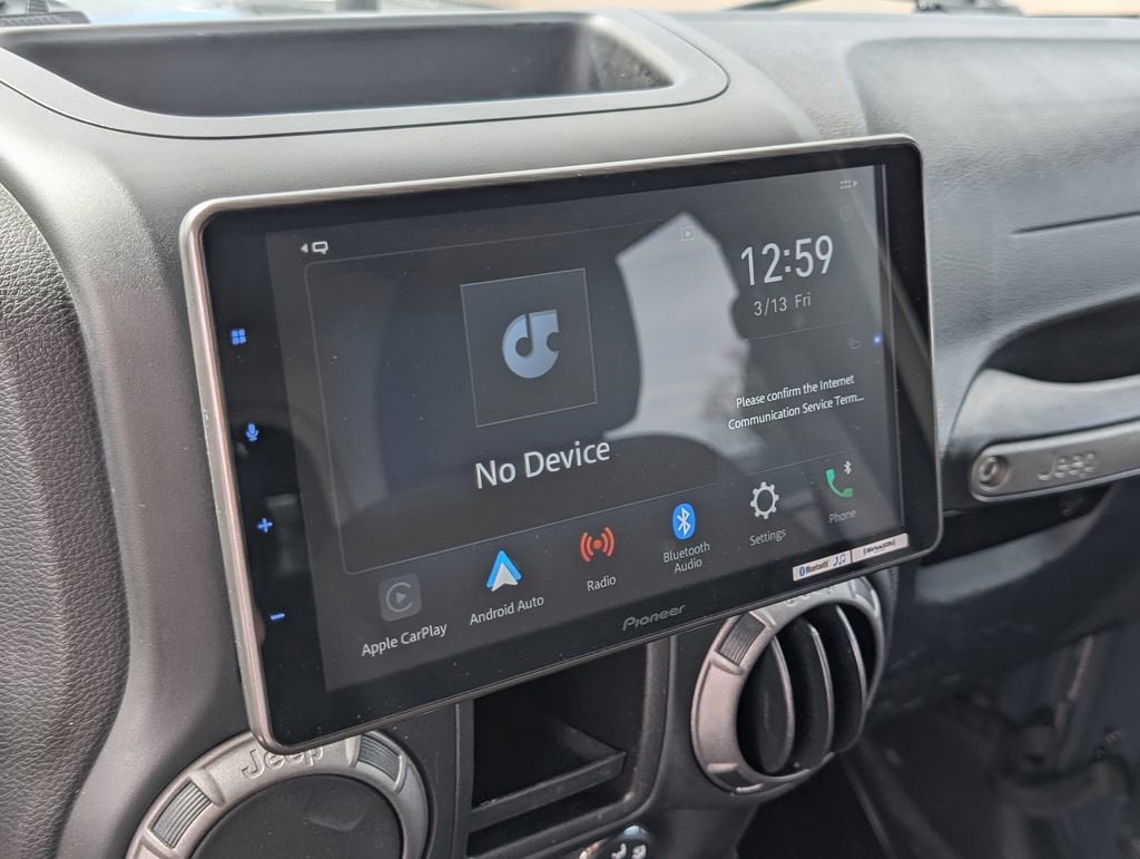 Used 2016 Jeep Wrangler Sport image 27