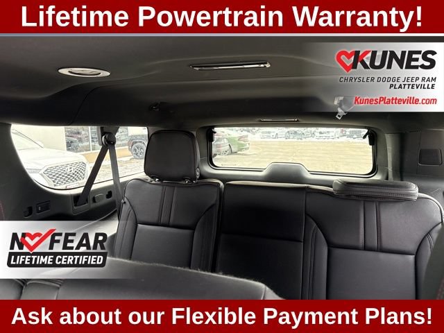 Used 2024 Chevrolet Suburban RST w/ Luxury Package AWD/4WD image 36