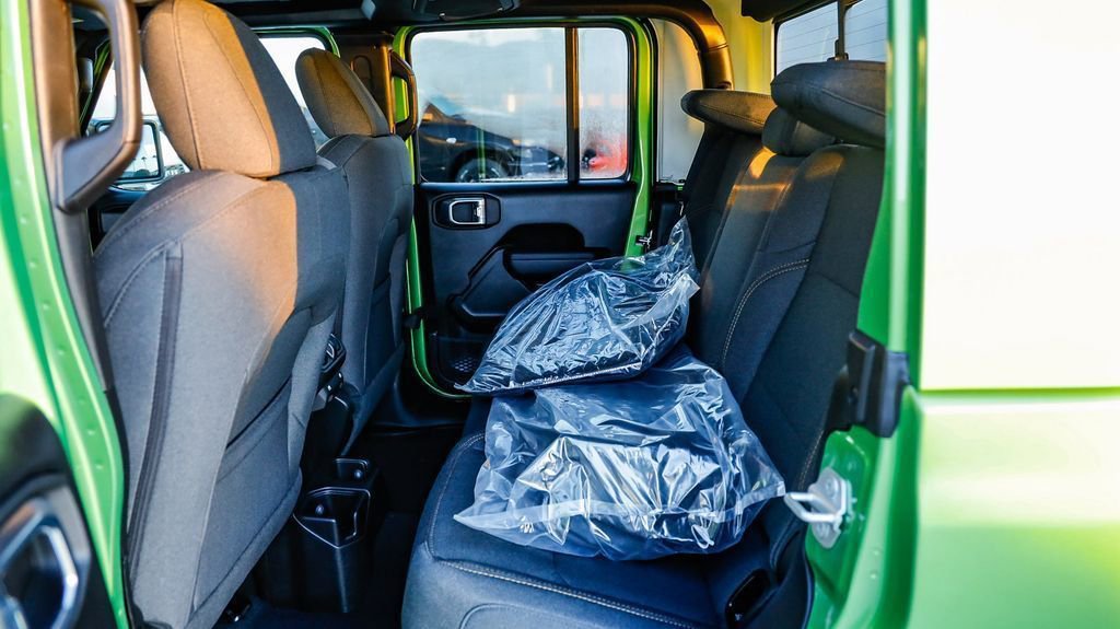 New 2026 Jeep Gladiator Sport image 20