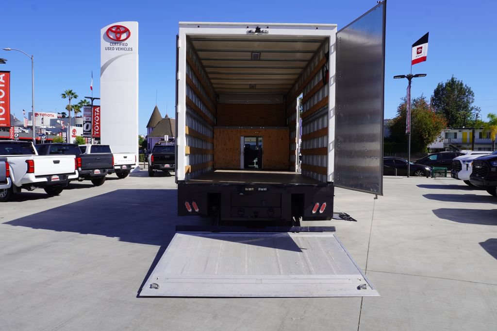 Used 2024 Ford E-450 and Econoline 450 Super Duty w/ Power Windows & Locks Group RWD image 28