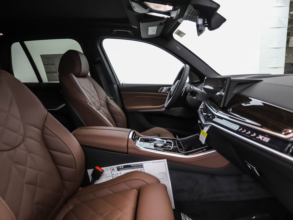 New 2026 BMW X5 xDrive40i w/ M Sport Package image 31