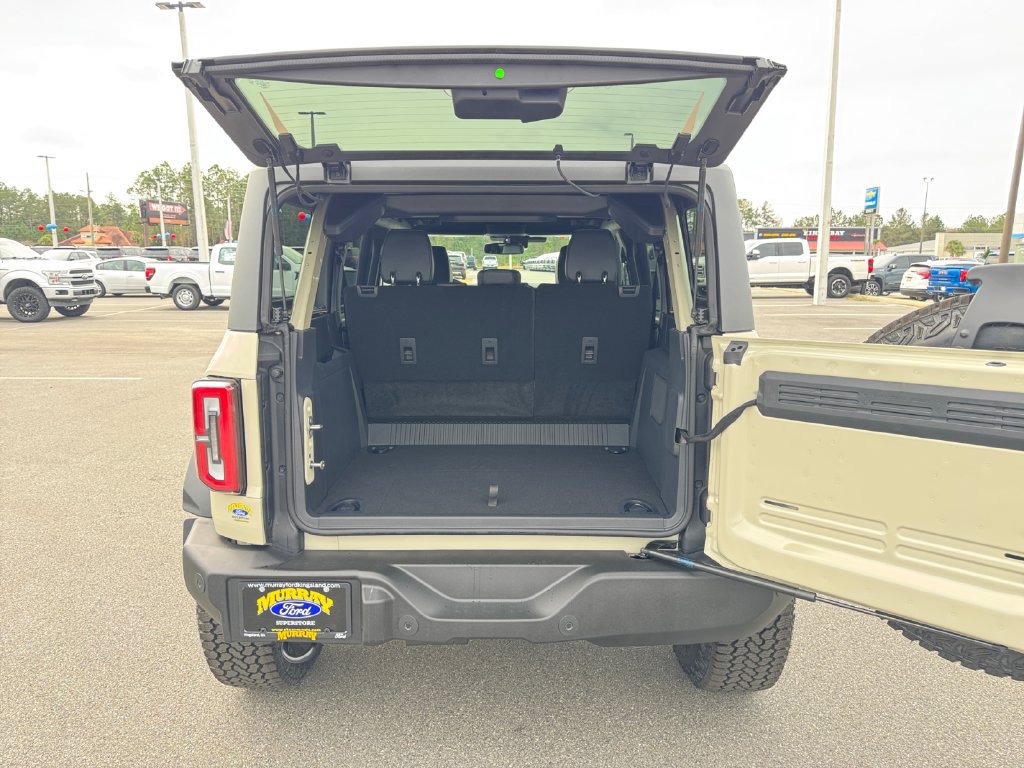 Used 2025 Ford Bronco Outer Banks w/ Sasquatch Package AWD/4WD image 18
