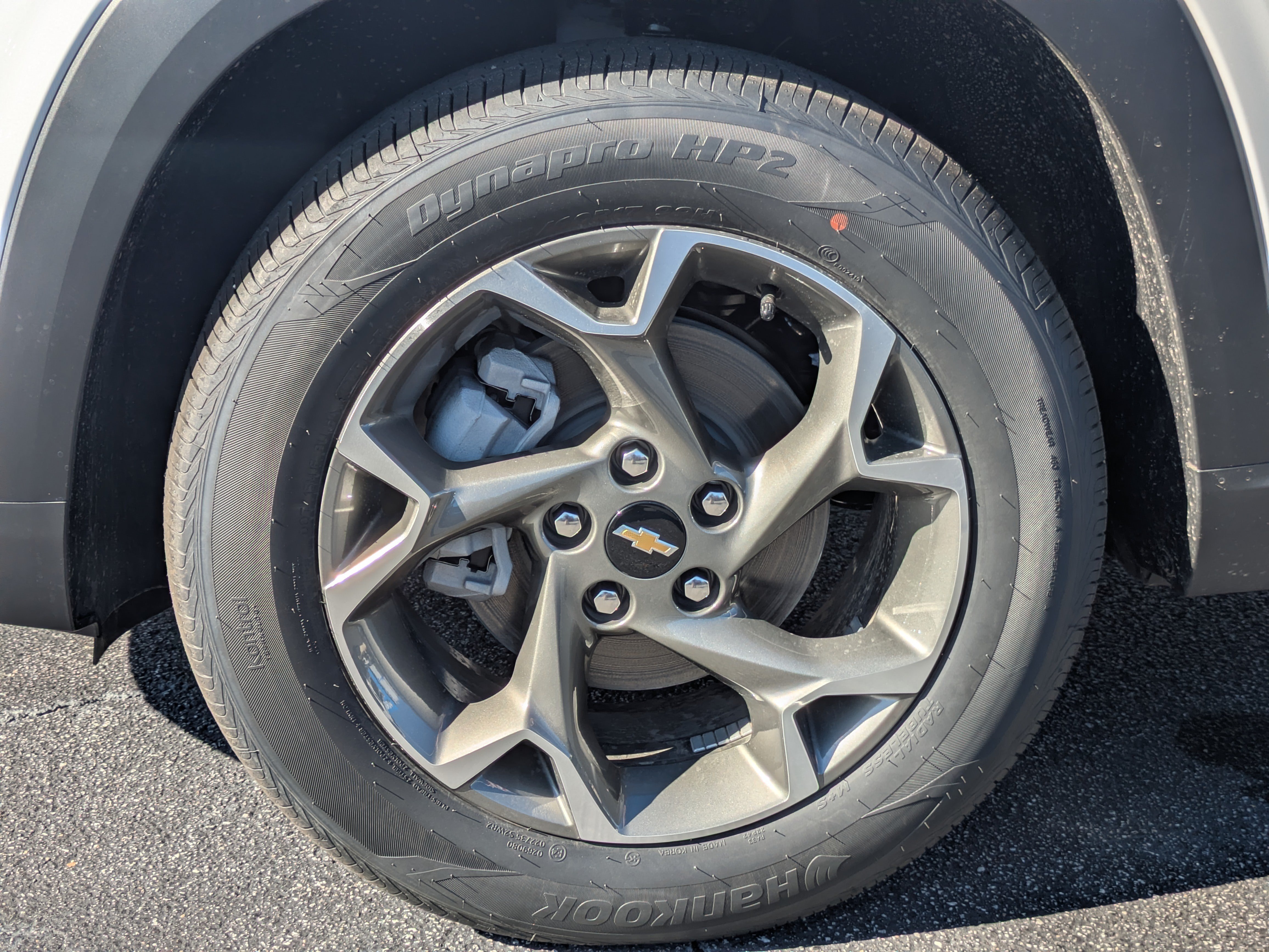 New 2026 Chevrolet Trax LT w/ Driver Confidence Package FWD image 31