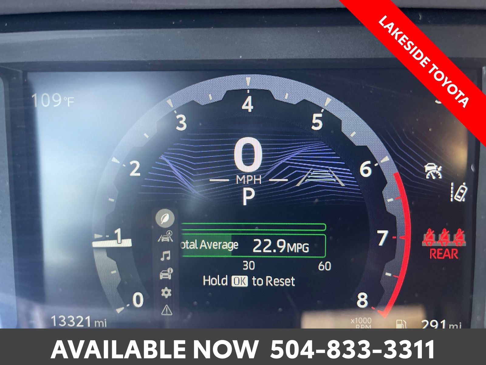 Certified 2025 Toyota Tacoma SR5 w/ SR5 Upgrade Package AWD/4WD image 38