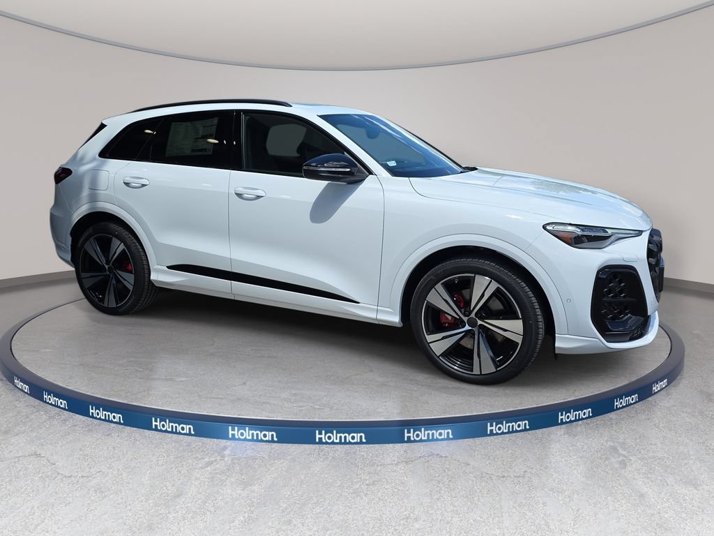 New 2026 Audi SQ5 Premium Plus AWD/4WD image 4