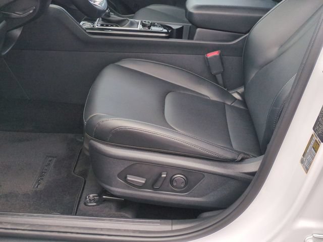Certified 2024 Kia Sportage EX FWD image 16