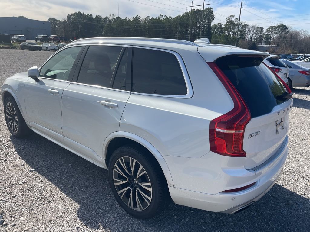 Used 2020 Volvo XC90 T5 Momentum image 4