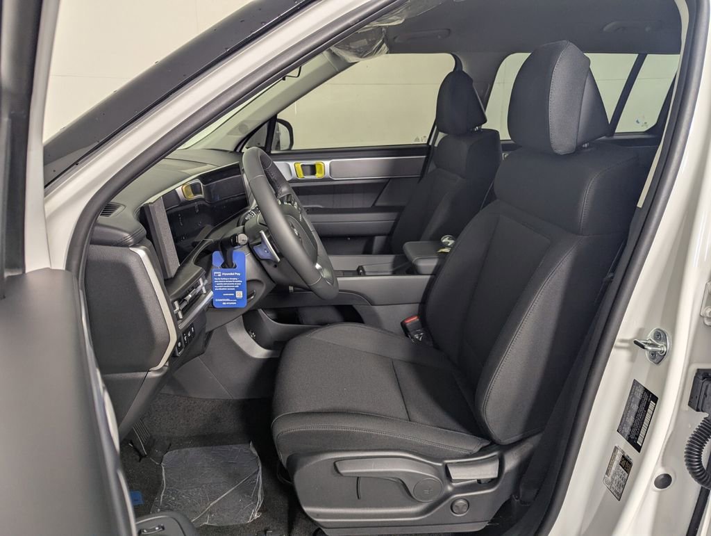 New 2026 Hyundai Santa Fe SE FWD image 12