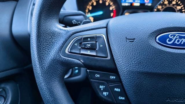 Used 2017 Ford Escape SE w/ Equipment Group 201A image 20