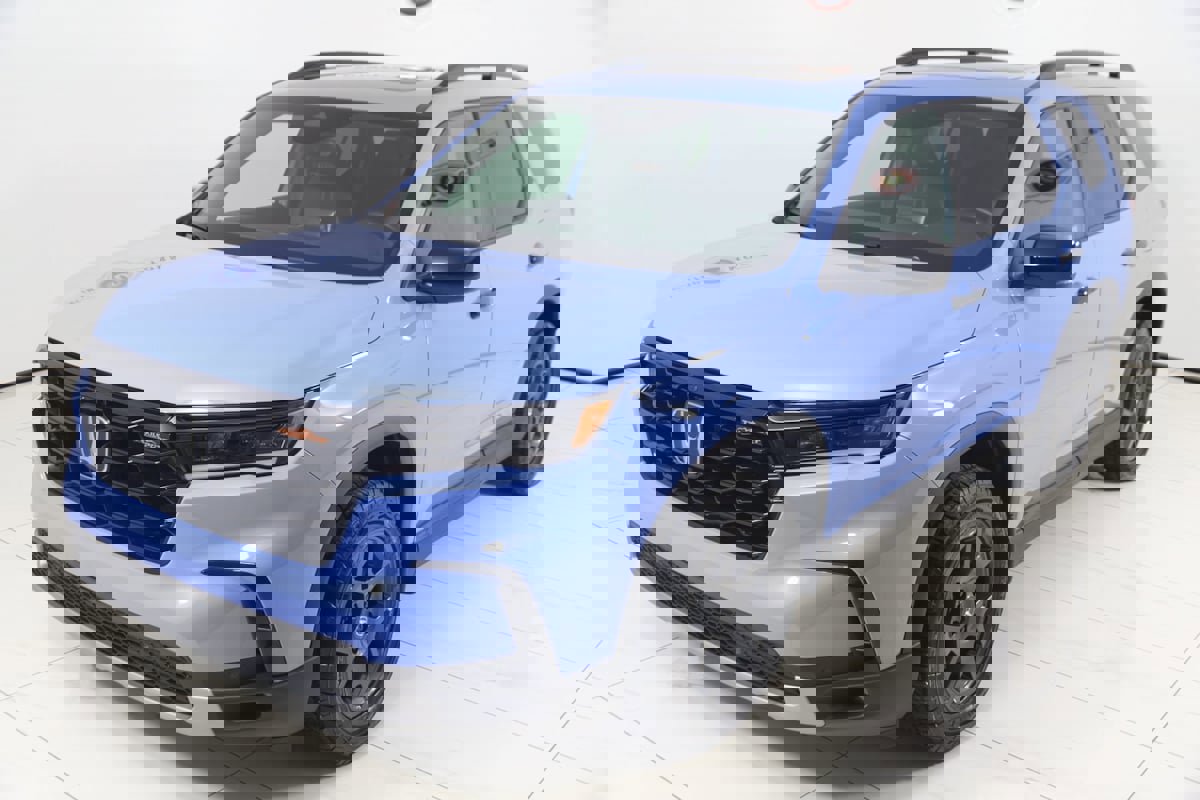 Used 2023 Honda Pilot TrailSport image 28