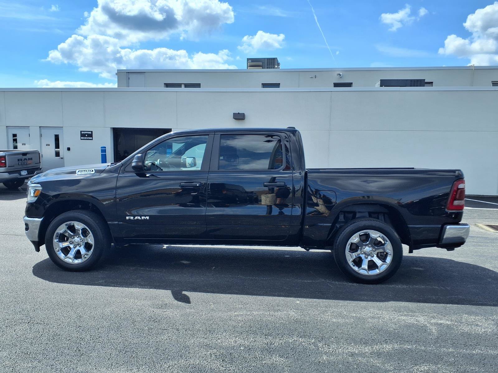 Used 2023 RAM 1500 Big Horn AWD/4WD image 9