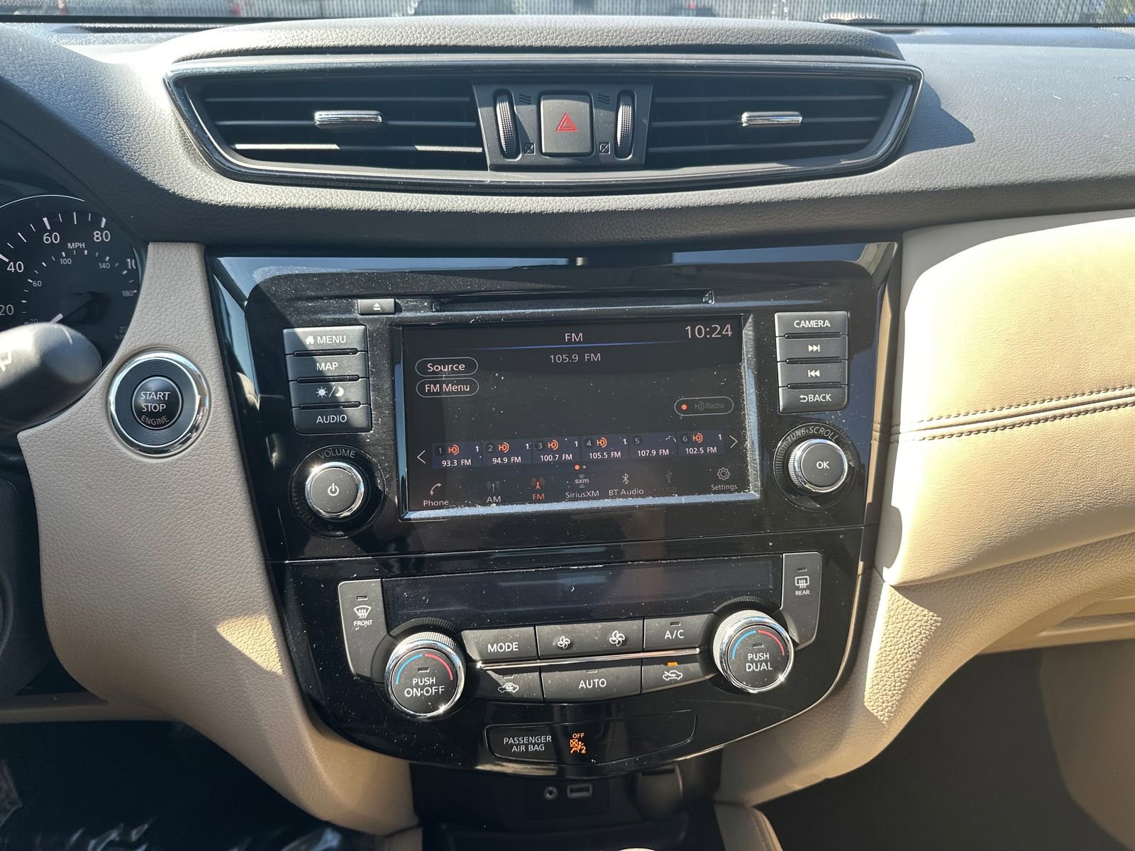 Used 2018 Nissan Rogue SL image 20