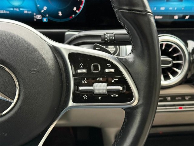 Certified 2022 Mercedes-Benz GLB 250 4MATIC image 21