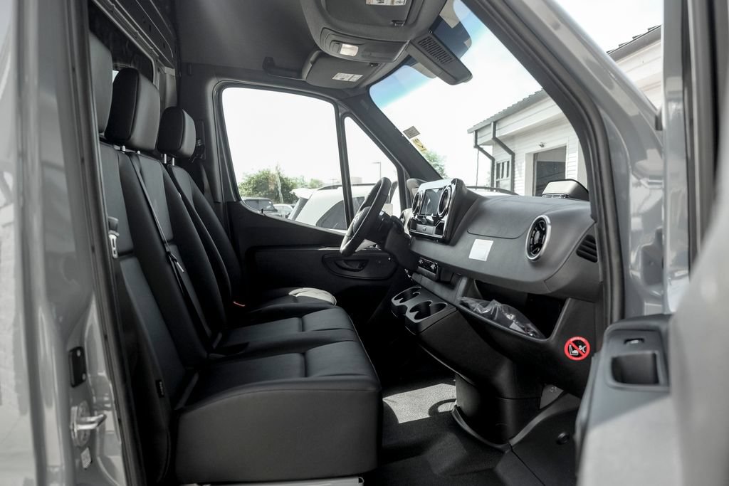 New 2026 Mercedes-Benz Sprinter 2500 image 19