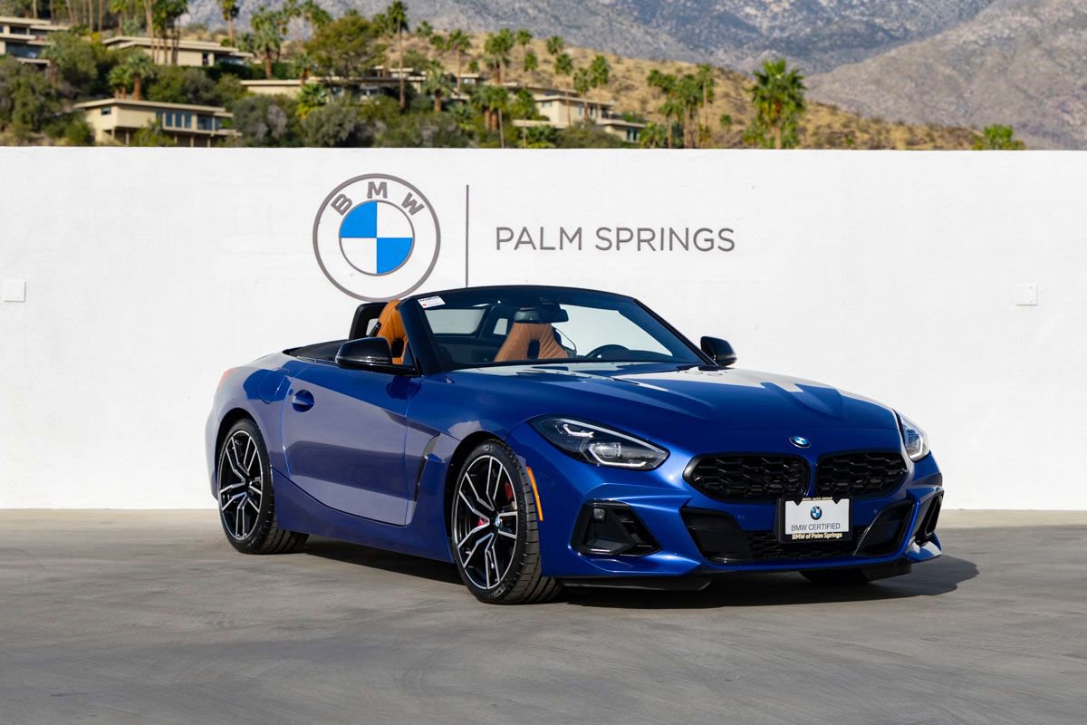 Certified 2023 BMW Z4 M40i w/ Premium Package image 2