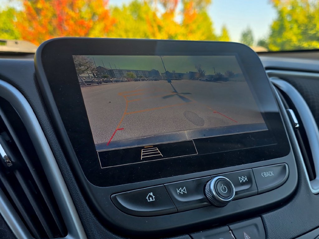 Used 2025 Chevrolet Malibu LT FWD image 31