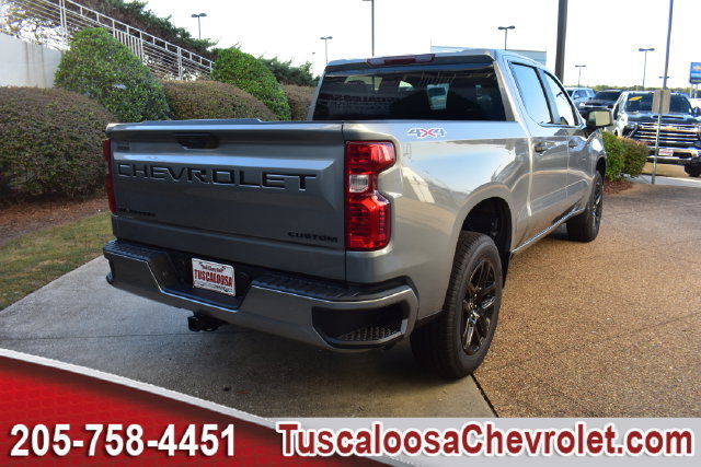 New 2026 Chevrolet Silverado 1500 Custom w/ LPO, Dark Essentials Package AWD/4WD image 10