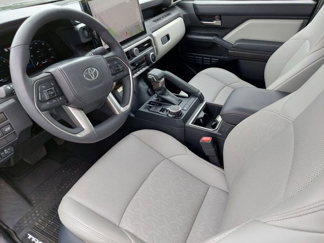 Certified 2025 Toyota Tacoma Limited AWD/4WD image 17