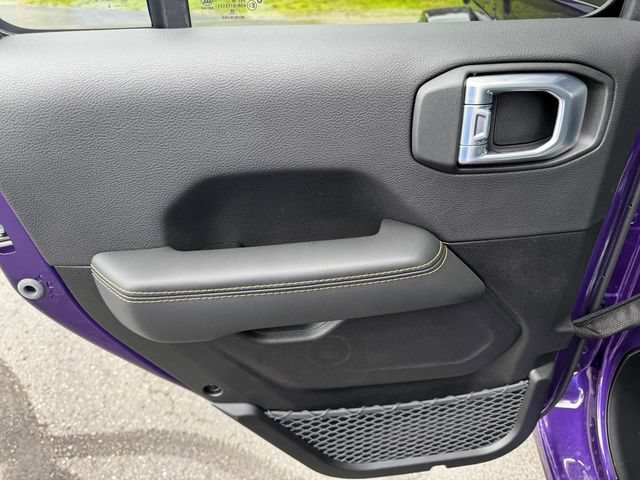 New 2026 Jeep Gladiator Sport AWD/4WD image 18