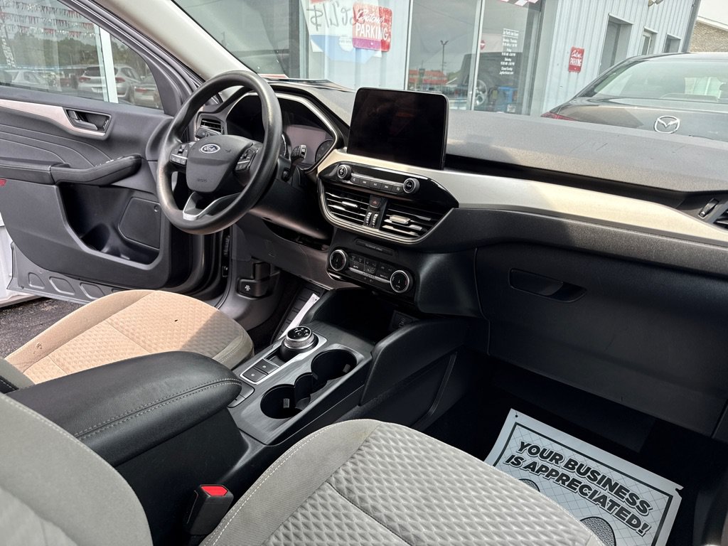Used 2022 Ford Escape SE AWD/4WD image 15