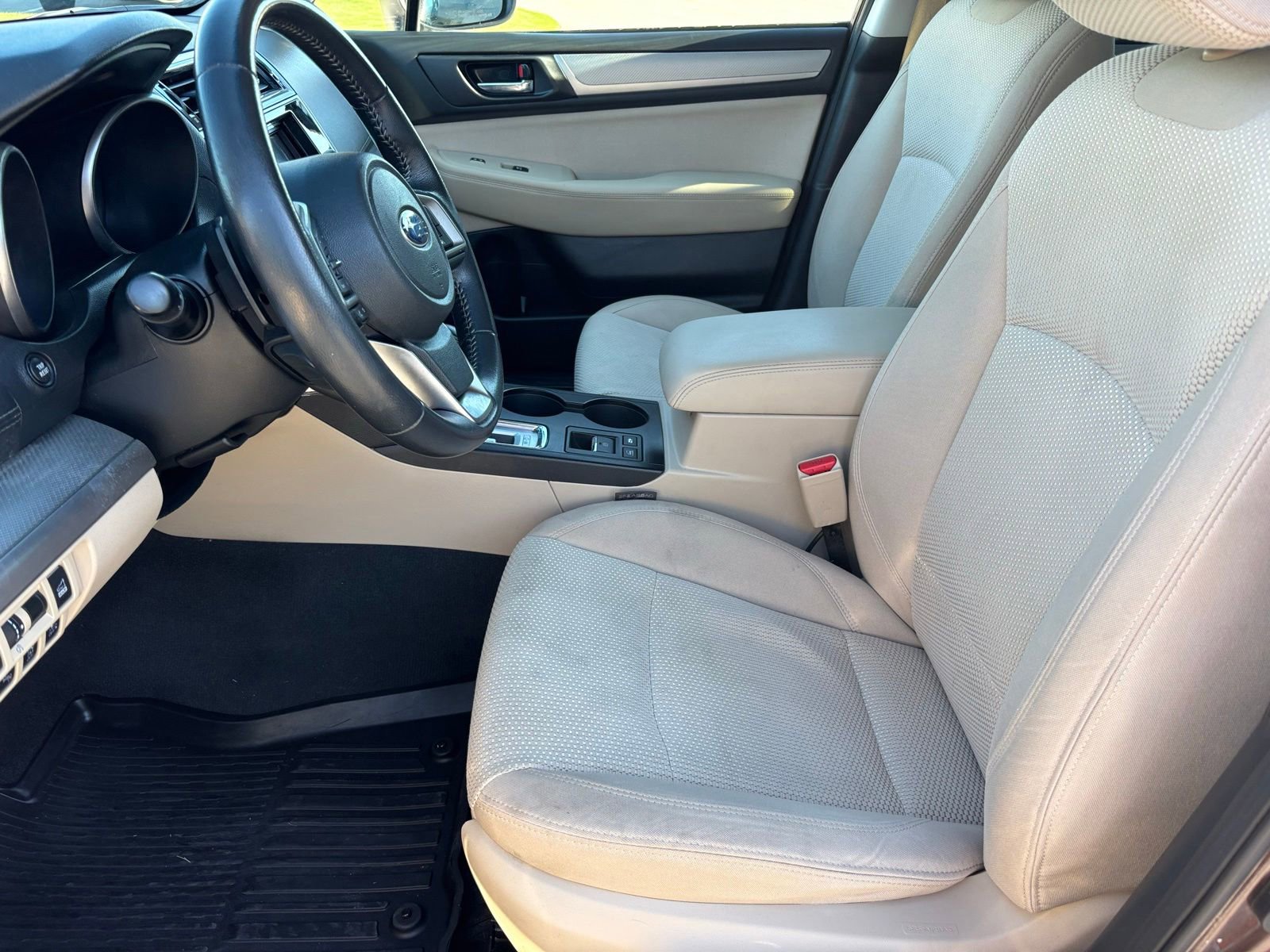 Used 2019 Subaru Outback 2.5i Premium AWD/4WD image 11