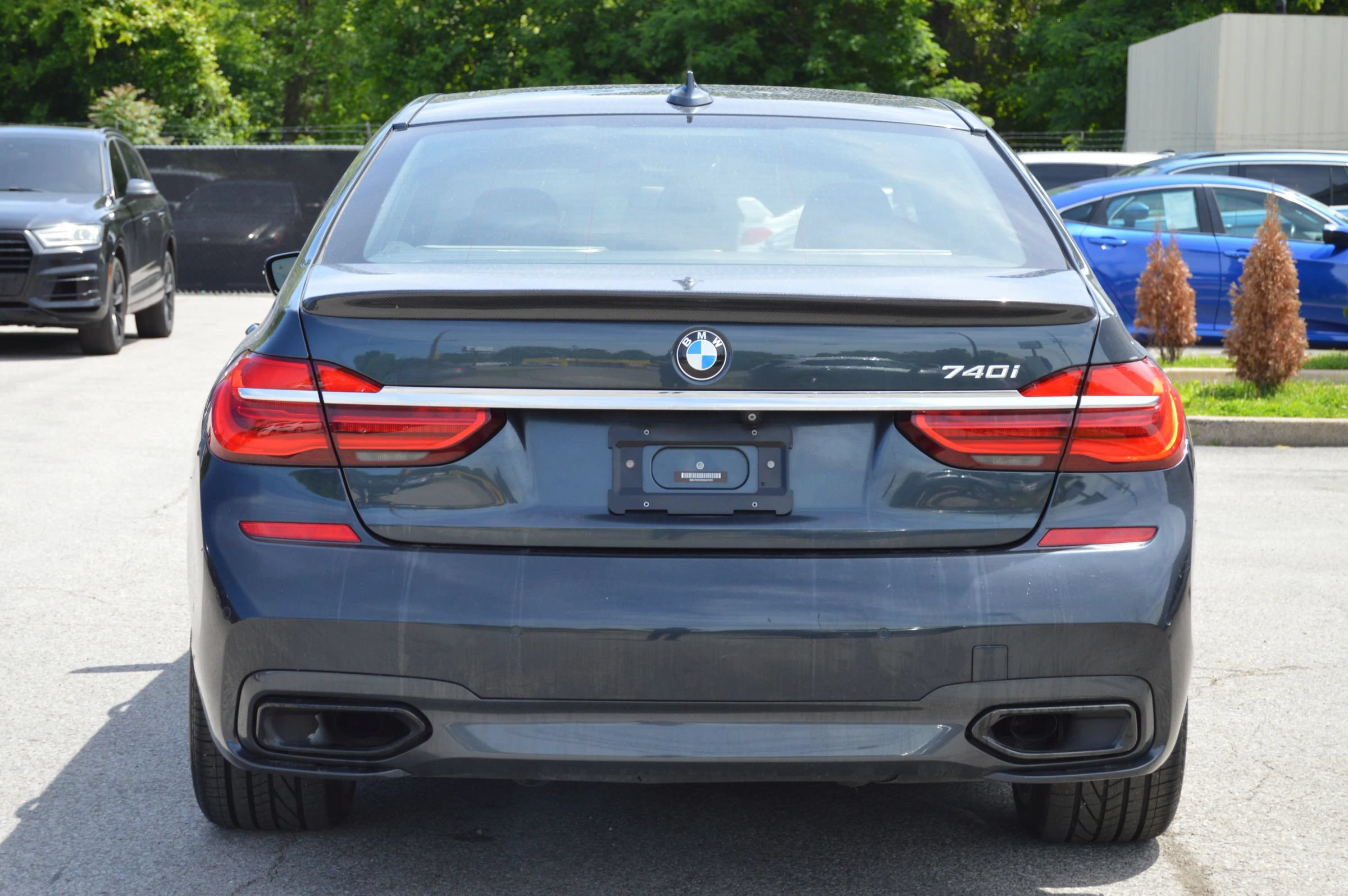 Used 2016 BMW 740i RWD image 5