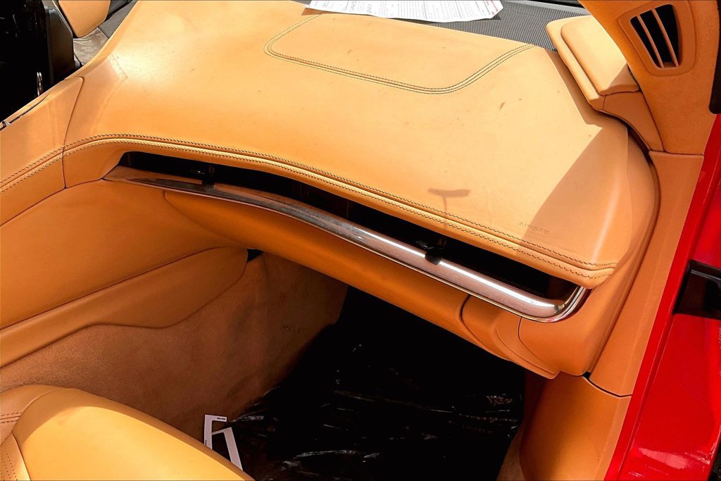 Used 2020 Chevrolet Corvette Stingray Premium Cpe w/ 3LT Preferred Equipment Group RWD image 18
