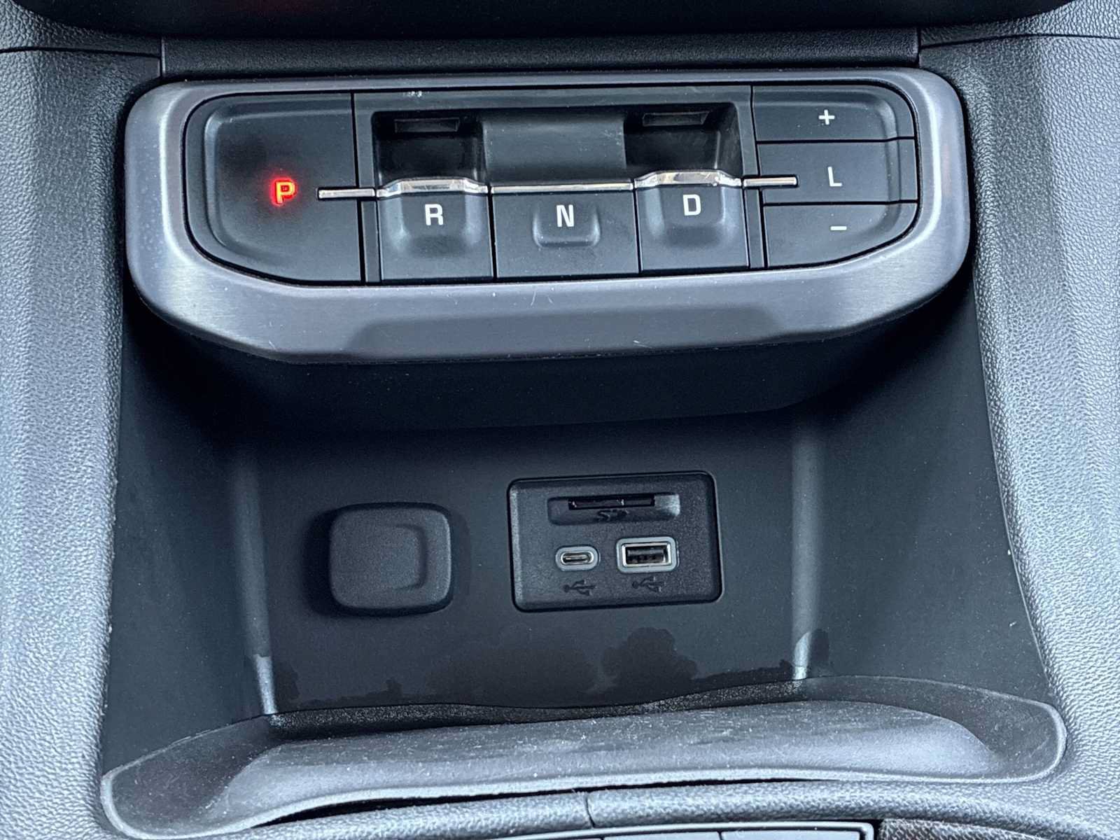 Used 2020 GMC Acadia AT4 w/ Trailering Package AWD/4WD image 20