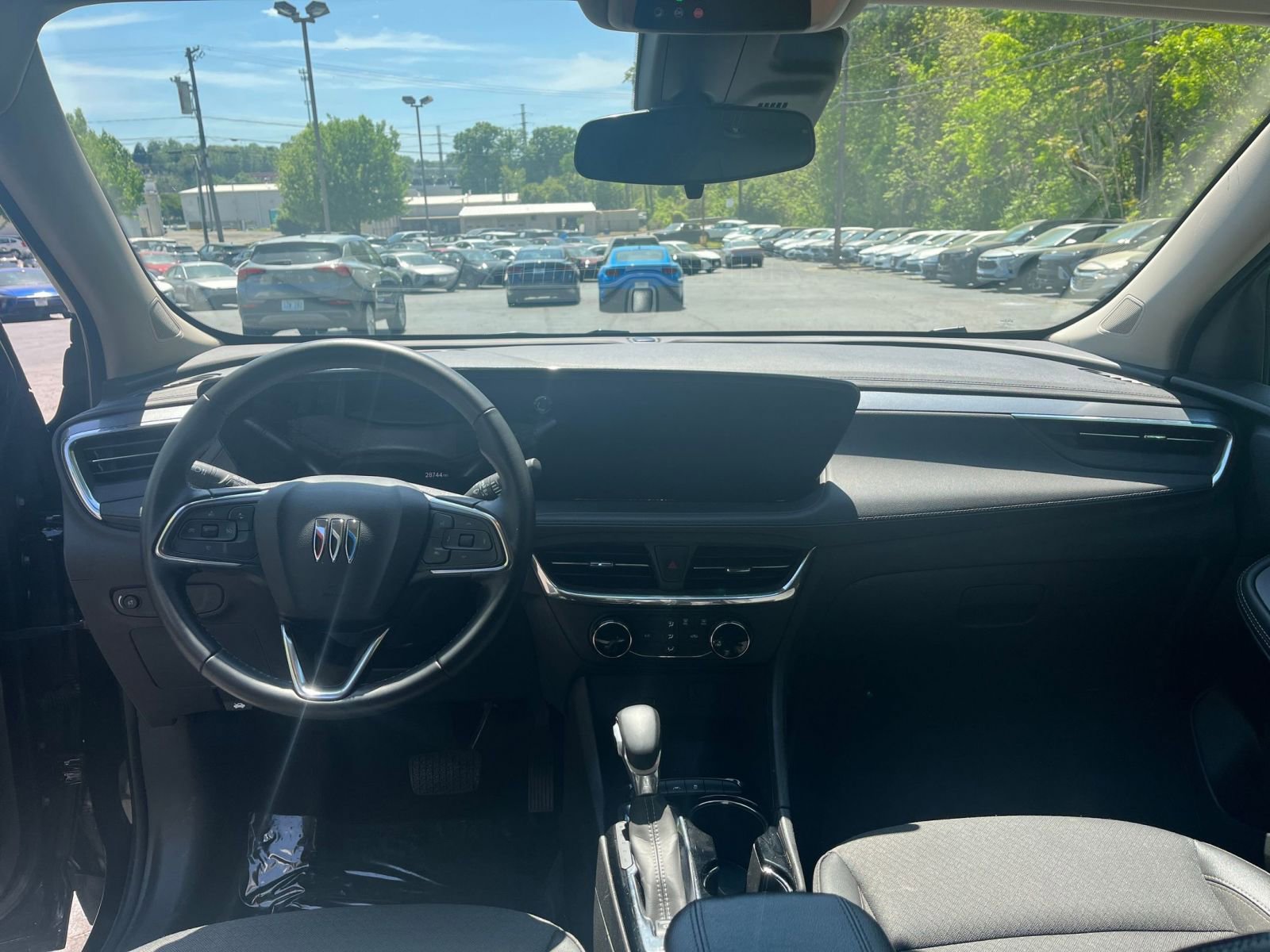 Used 2025 Buick Encore GX Preferred image 28