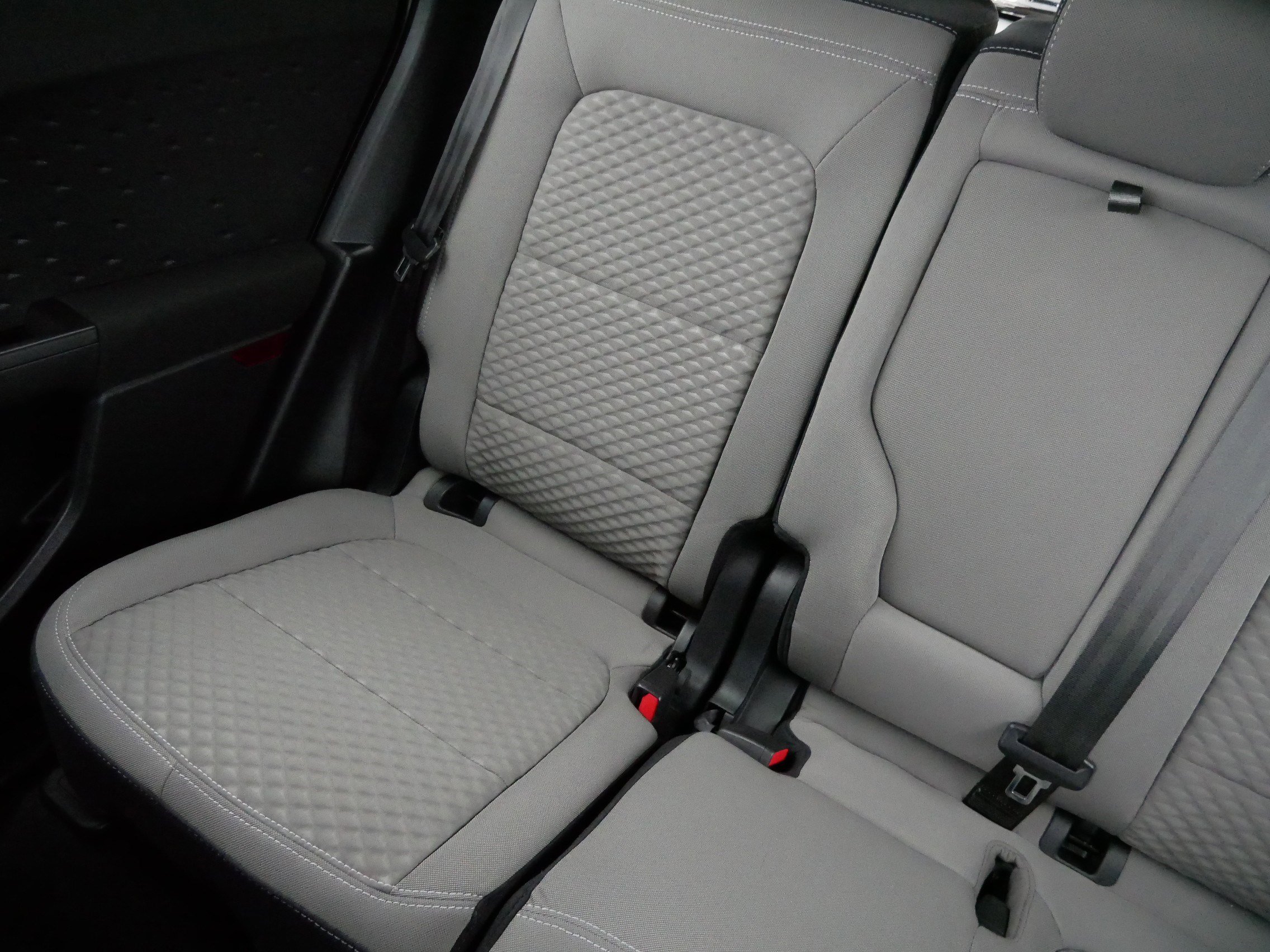 Used 2020 Ford Escape SE Sport image 12