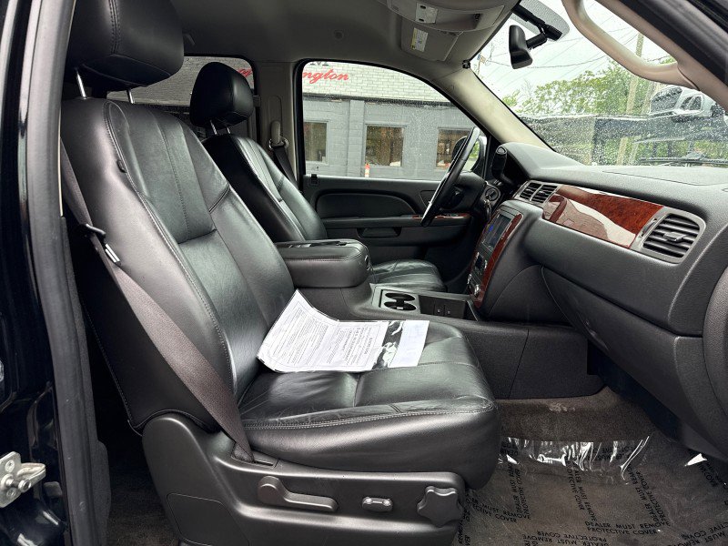 Used 2010 Chevrolet Tahoe LT w/ Regional Value Package AWD/4WD image 26
