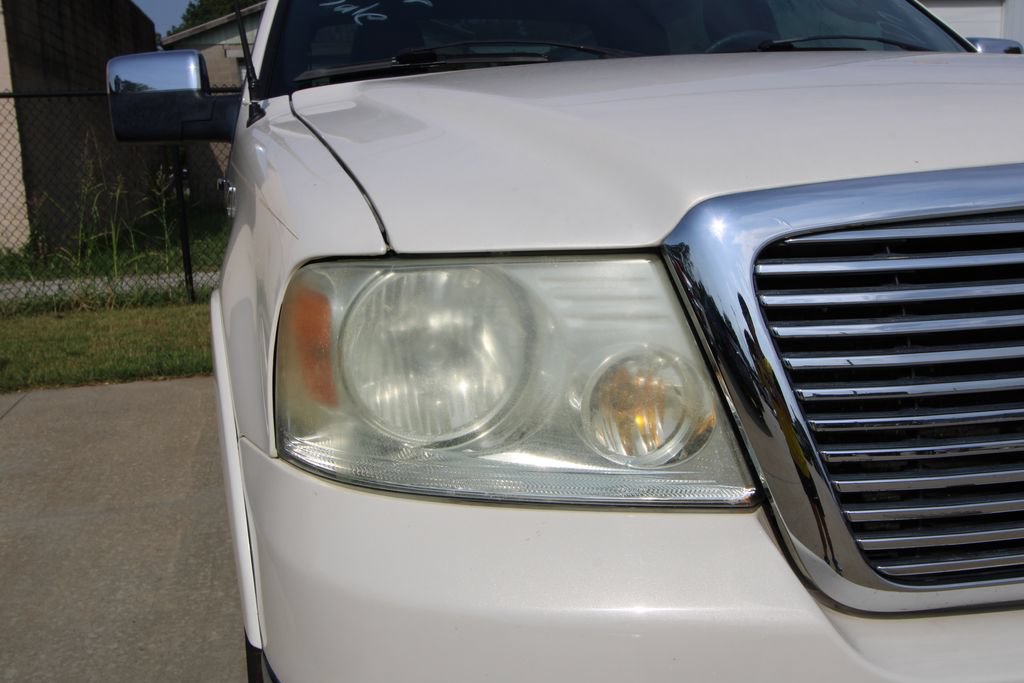 Used 2007 Ford F150 Lariat AWD/4WD image 12
