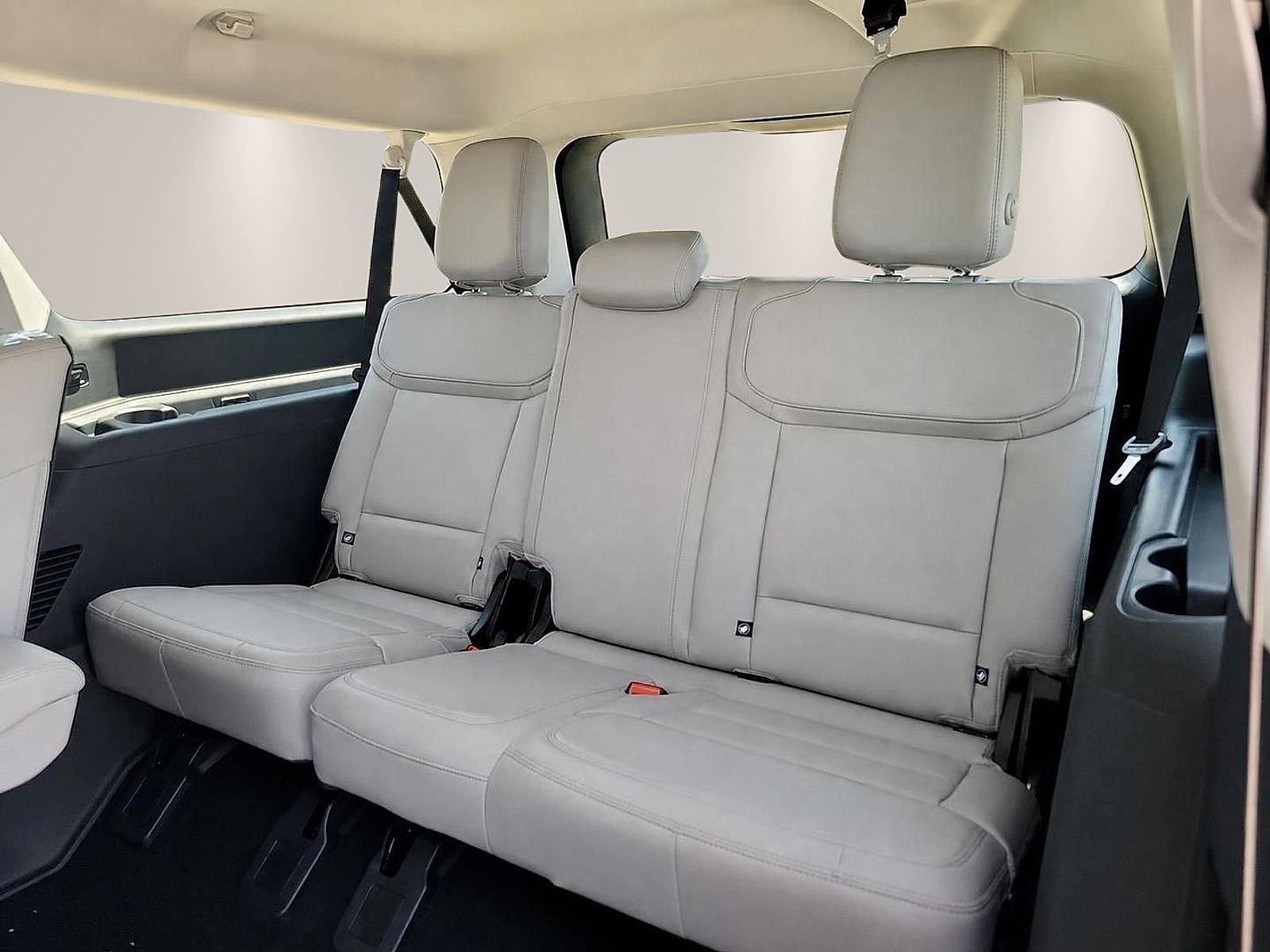 New 2027 Ford Expedition Max Active RWD image 10
