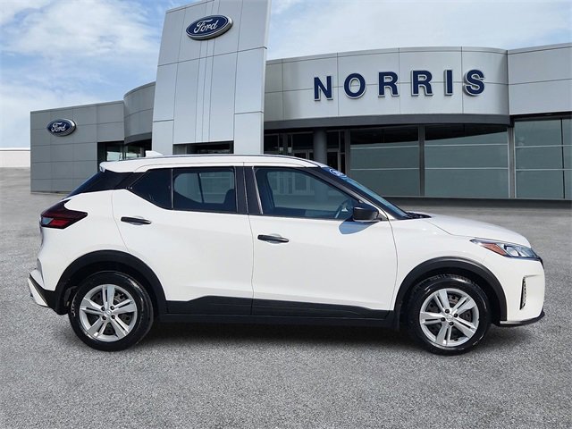 Used 2024 Nissan Kicks S image 5