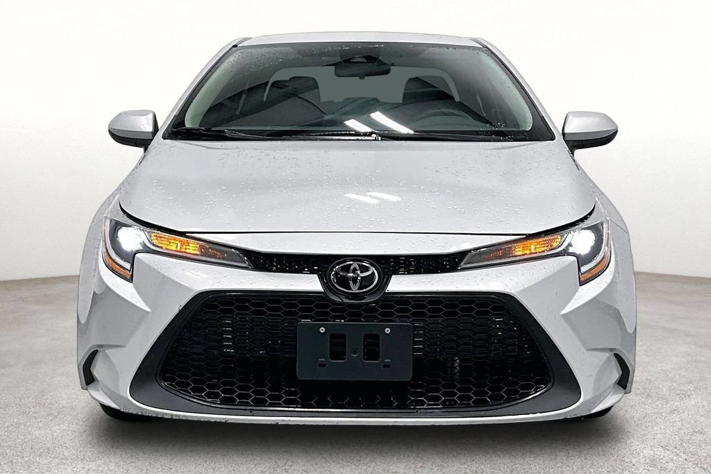 Used 2022 Toyota Corolla LE FWD image 4