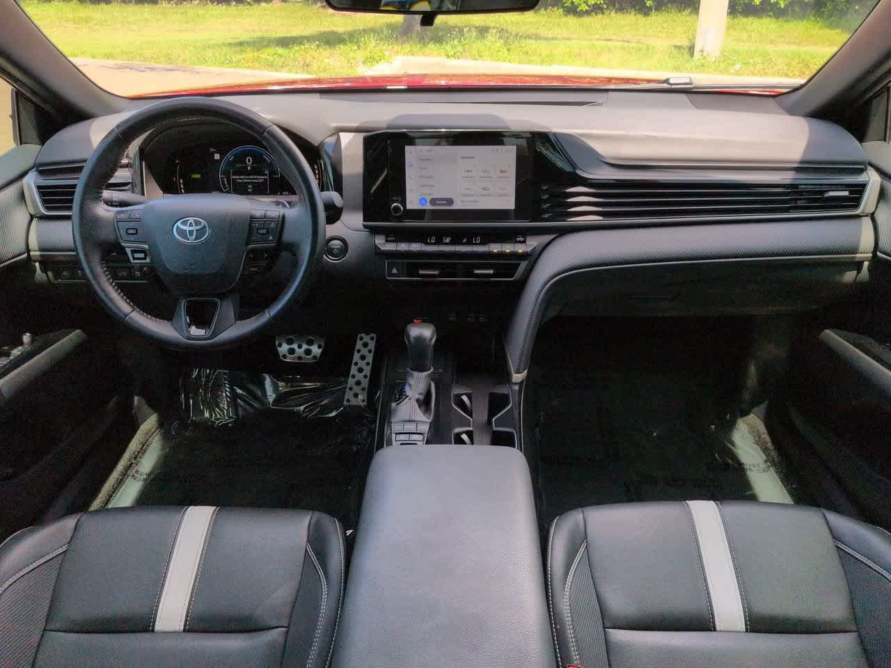 Certified 2025 Toyota Camry SE FWD image 14