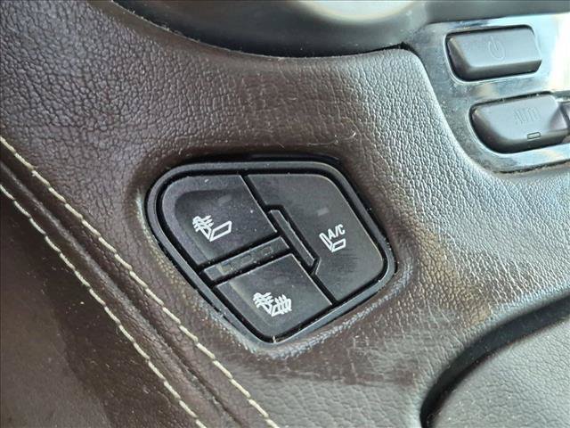 Used 2015 Chevrolet Suburban LTZ AWD/4WD image 15
