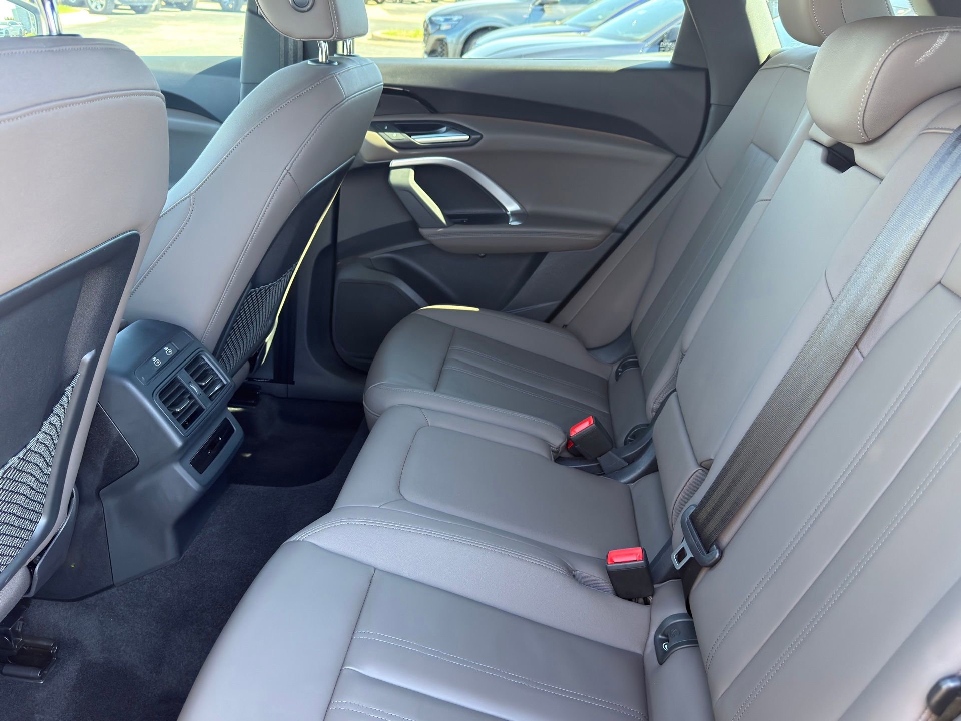 Certified 2025 Audi Q5 Premium w/ Convenience Package image 10