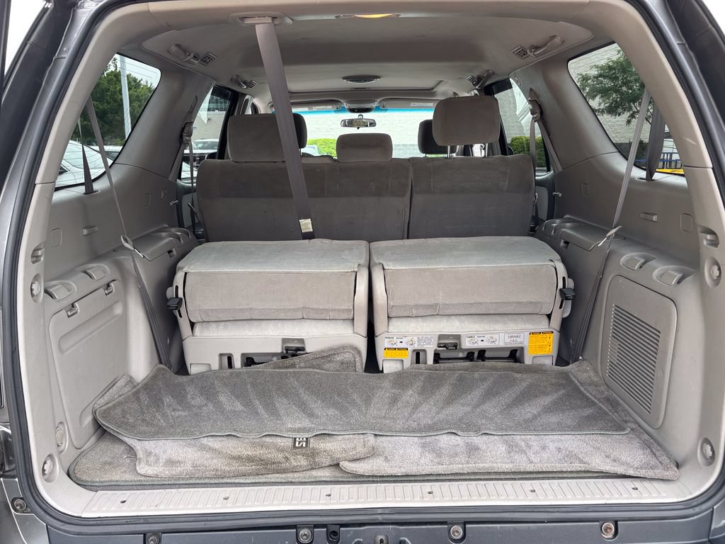 Used 2006 Toyota Sequoia SR5 AWD/4WD image 44