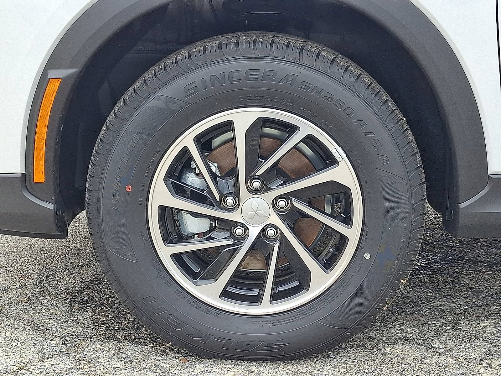 New 2026 Mitsubishi Eclipse Cross ES AWD/4WD image 9