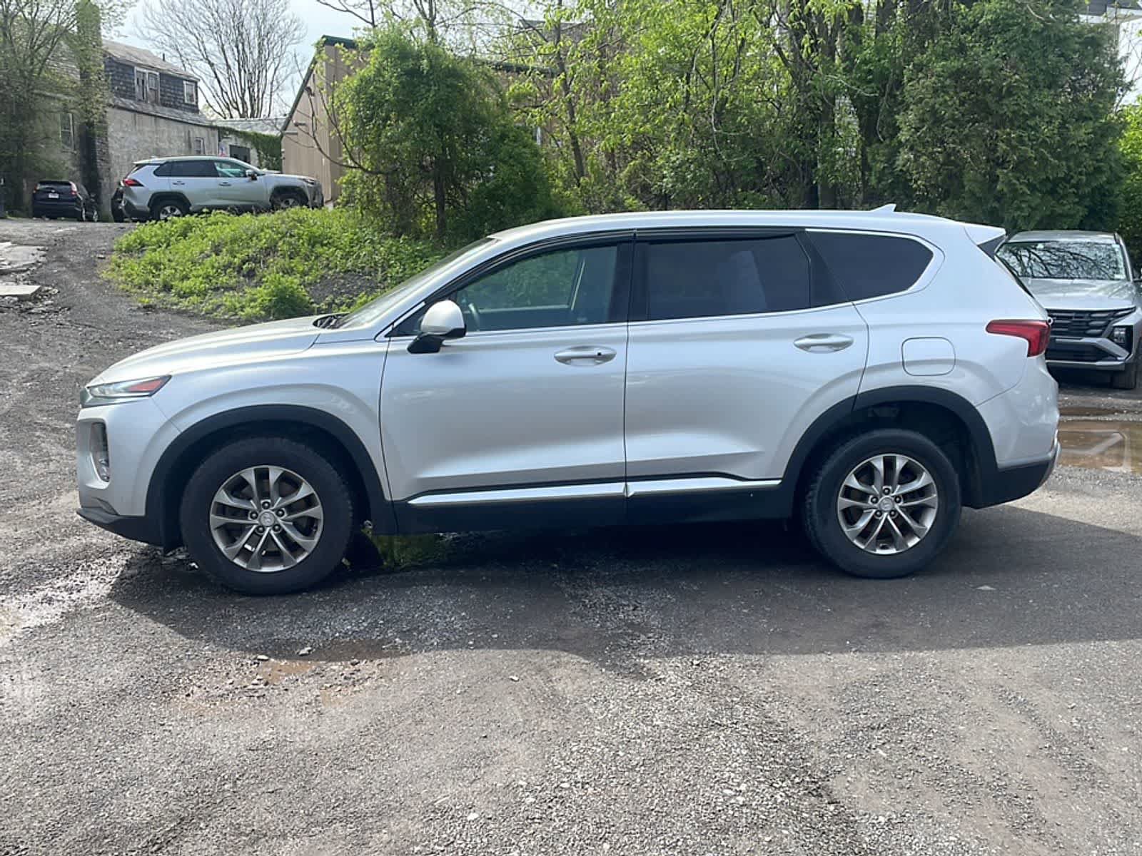 Used 2019 Hyundai Santa Fe SEL AWD/4WD image 4