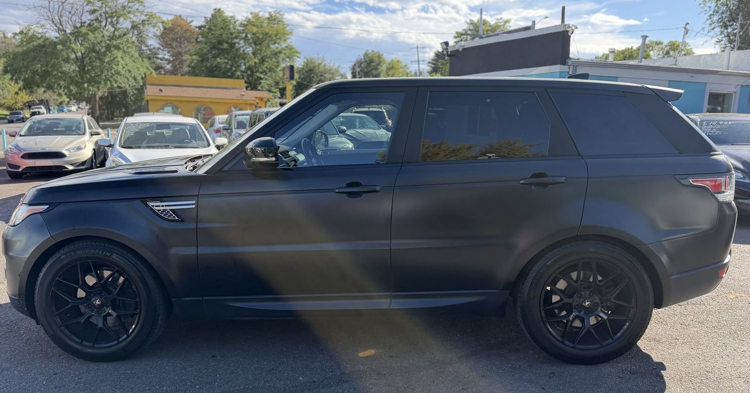 Used 2017 Land Rover Range Rover Sport HSE AWD/4WD image 6