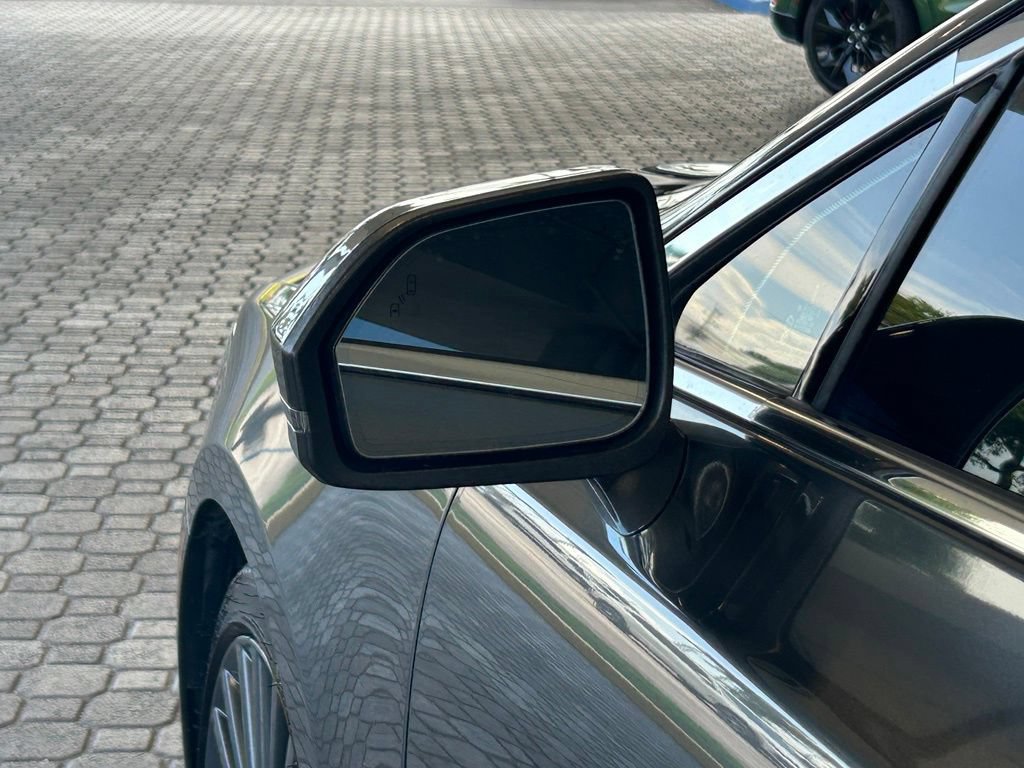 Used 2018 Lincoln MKZ Reserve w/ Technology Package FWD image 17