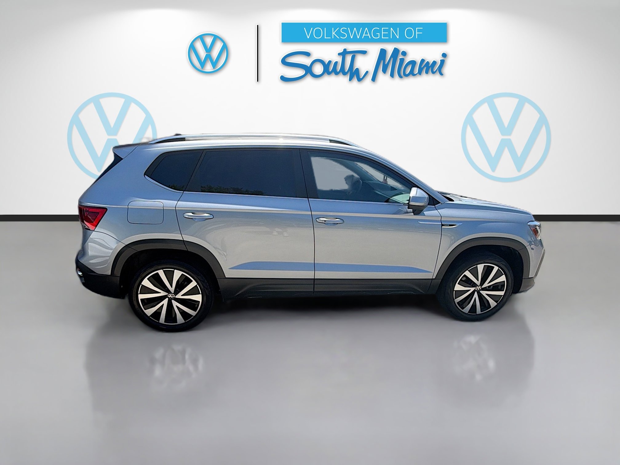 Used 2022 Volkswagen Taos SE FWD image 8
