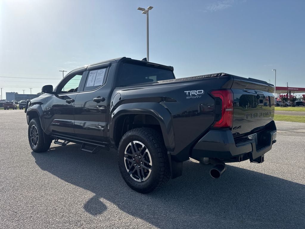 Used 2024 Toyota Tacoma TRD Sport AWD/4WD image 4