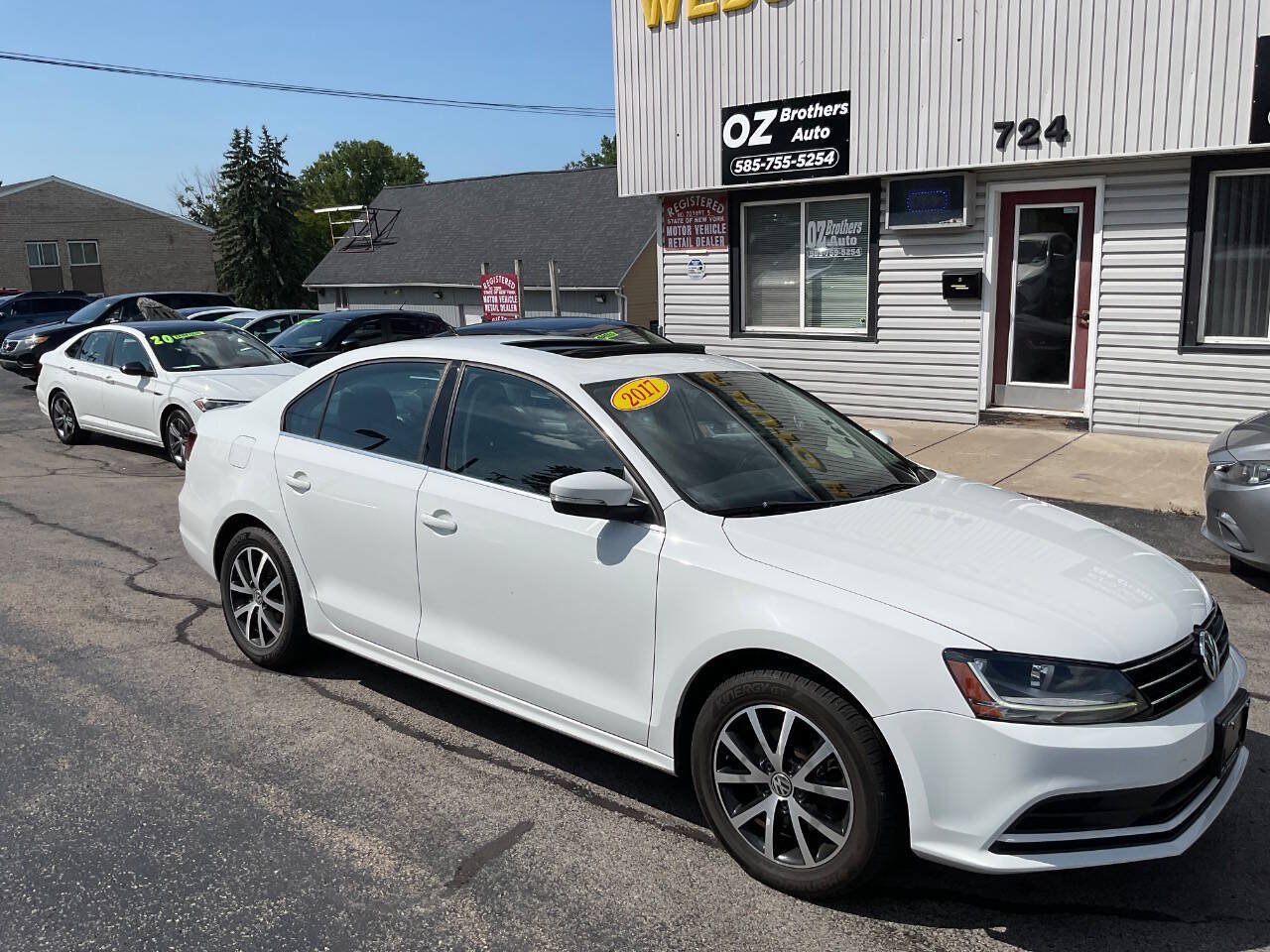 Used 2017 Volkswagen Jetta SE FWD image 4